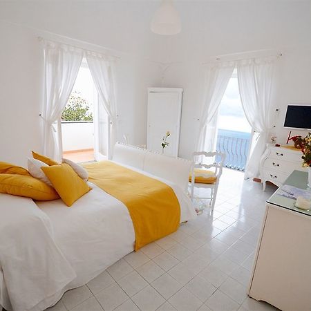 Villa Yiara (Adults Only) Positano Bagian luar foto