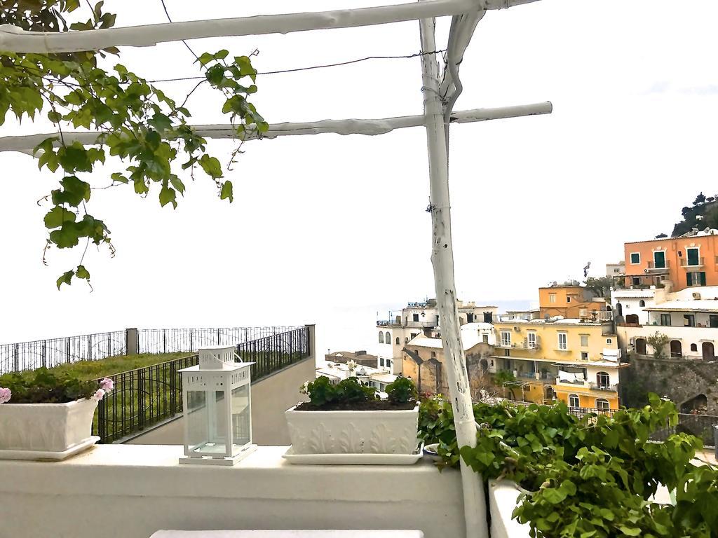 Villa Yiara (Adults Only) Positano Bagian luar foto