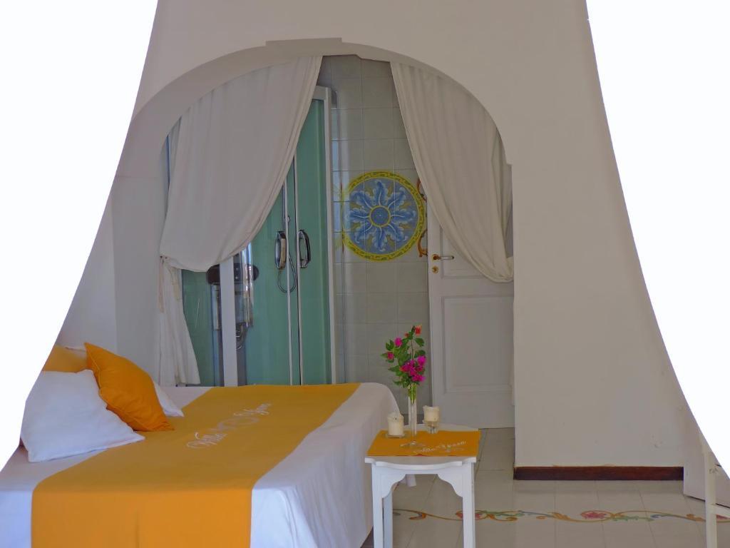 Villa Yiara (Adults Only) Positano Bagian luar foto